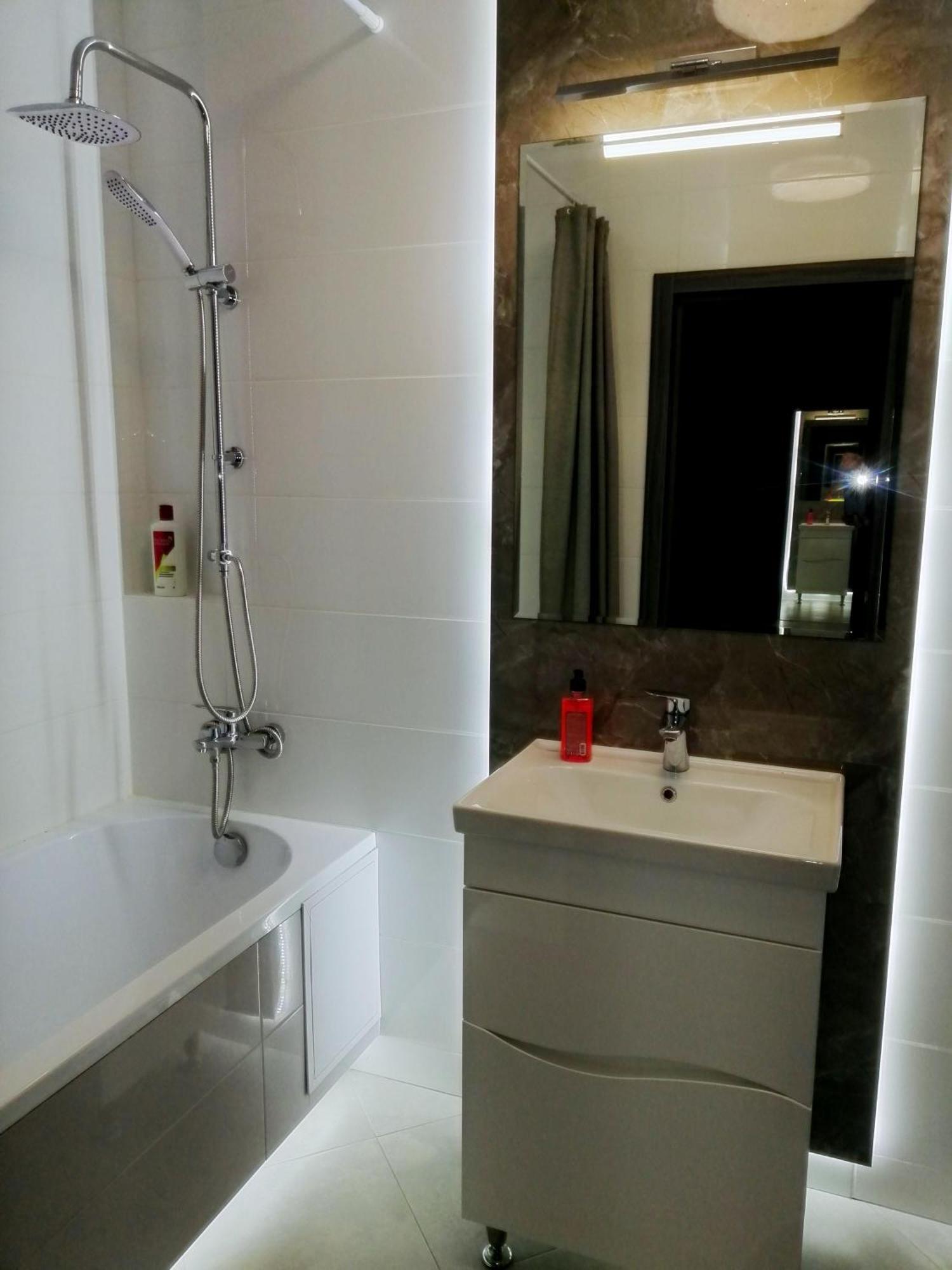 Арт-Де-Львів Apartment Ngoại thất bức ảnh